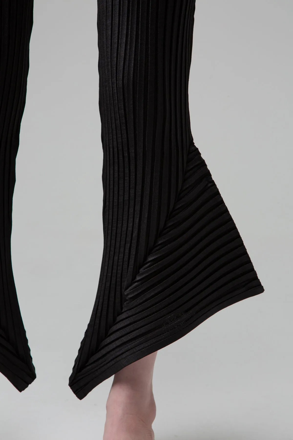 Angled Pleated Trousers