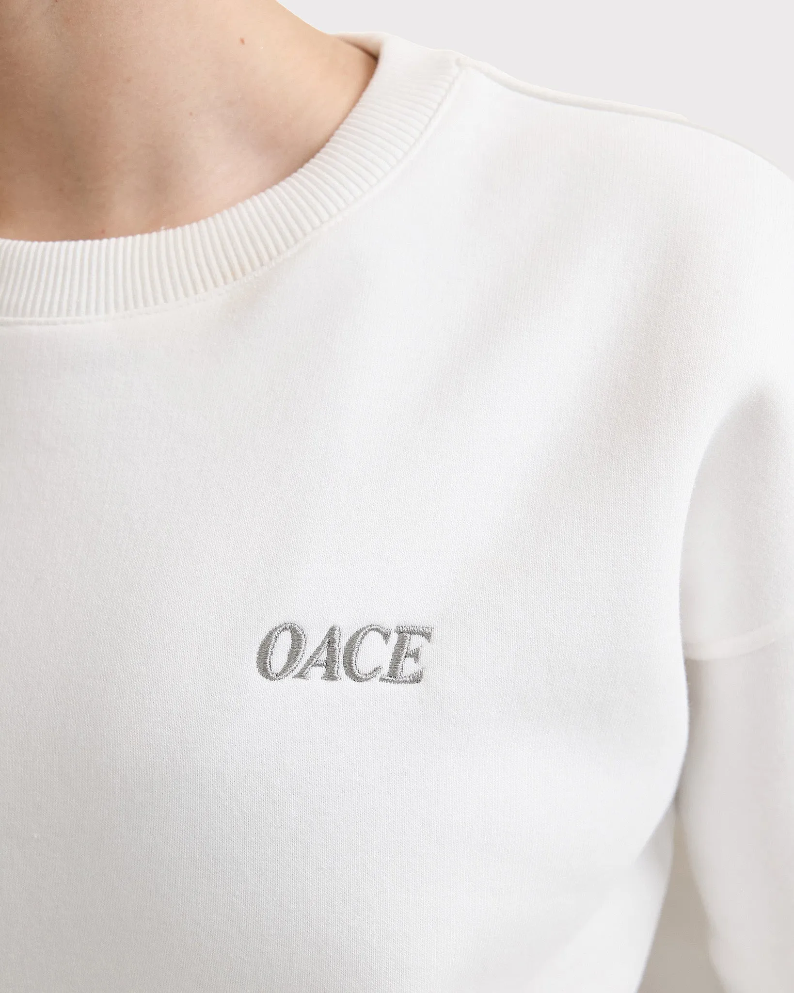 Appearance Monument Sweater (Outlet)