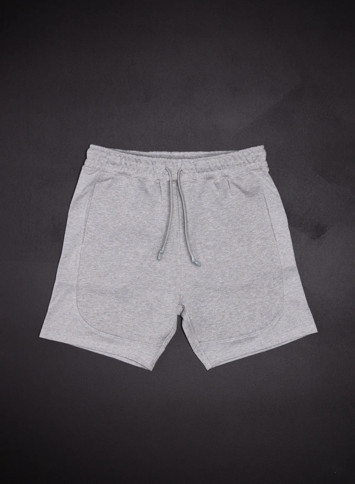 ESSENTIAL V2 SHORTS - GREY