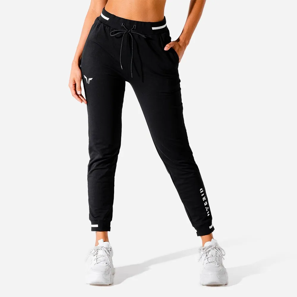 Hybrid Slim Leg Joggers - Black