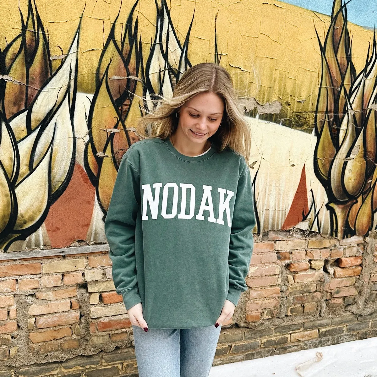 nodak vintage varsity crew