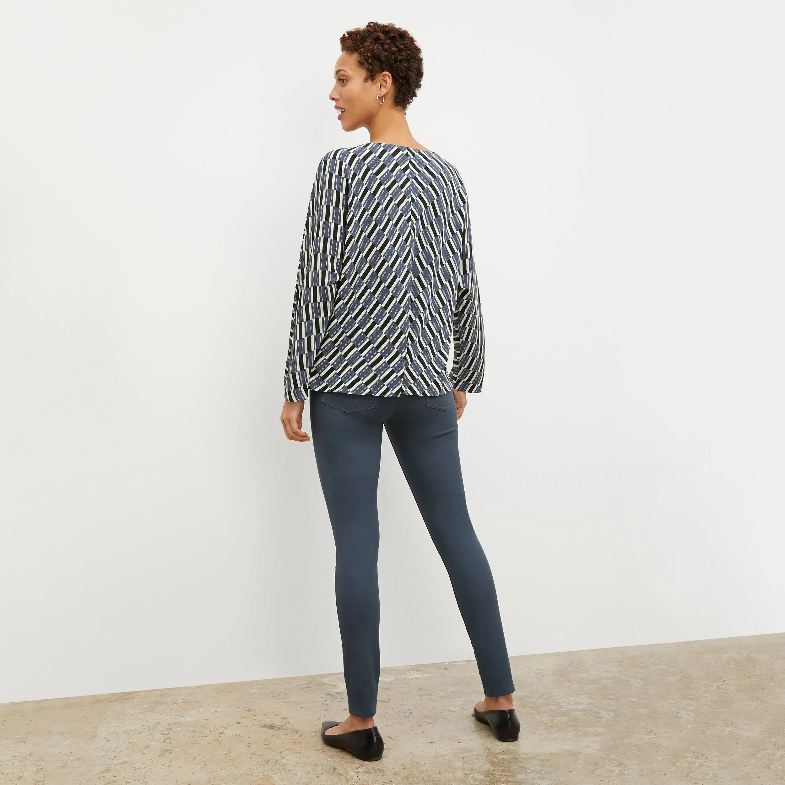 Wren Top - Arpeggio Print Washable Silk :: Blue / Black